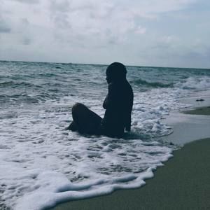 Meet your Posher, Neebra